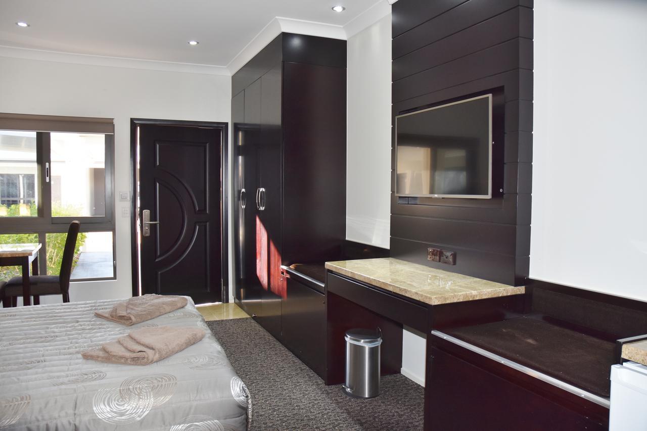 Western Downs Motor Inn Miles Eksteriør bilde